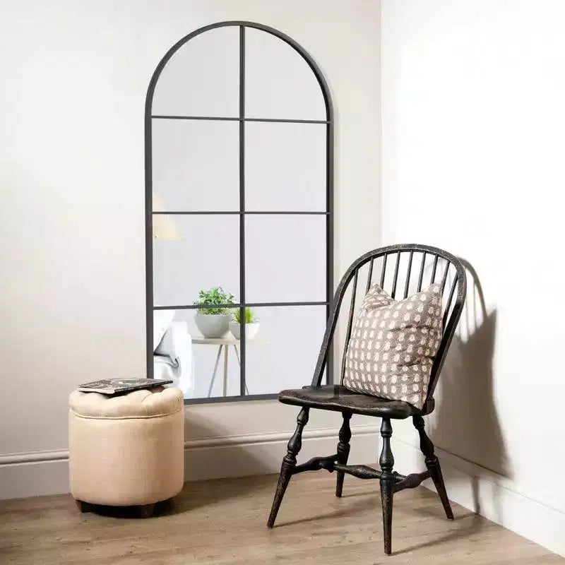 Specchio da parete ad arco da 55" con cornice in metallo, design a riquadri, arredamento rustico