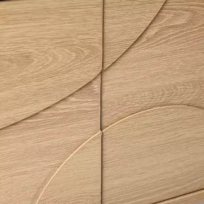 Mobile TV da 59" con 3 Ante, Frontale Intagliato Geometrico, Venatura Legno Chiaro, Adatto per TV fino a 65"