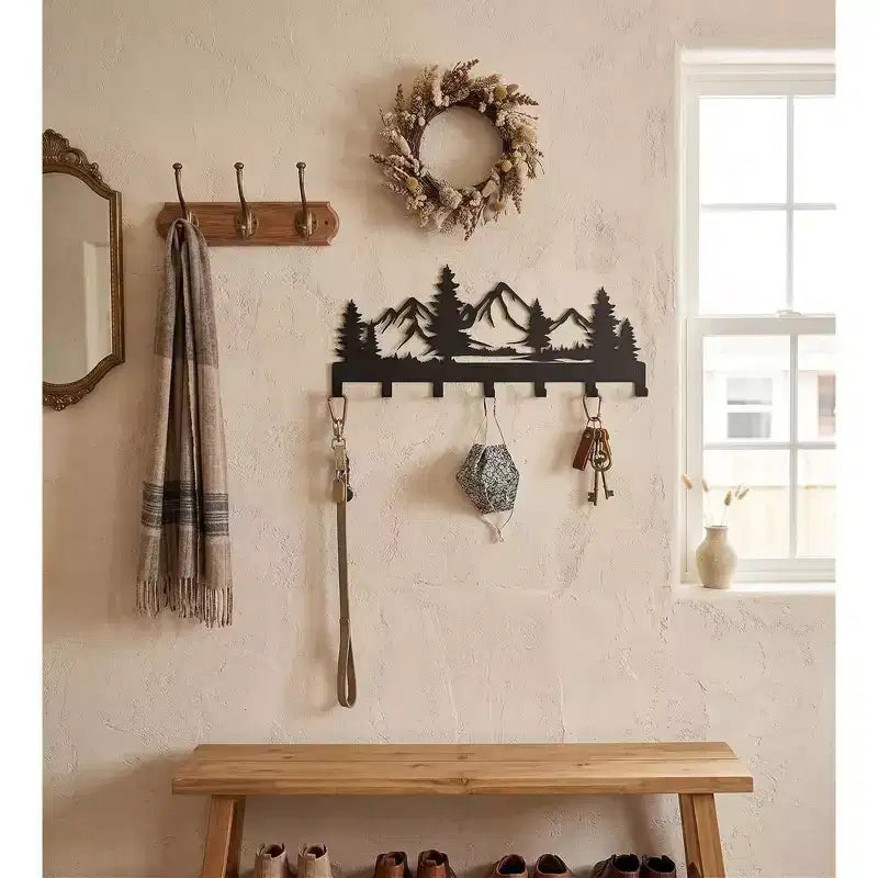 Appendiabiti da Parete in Metallo con Montagna 12" con 7 Ganci, Portachiavi Decorativo Verniciato a Polvere