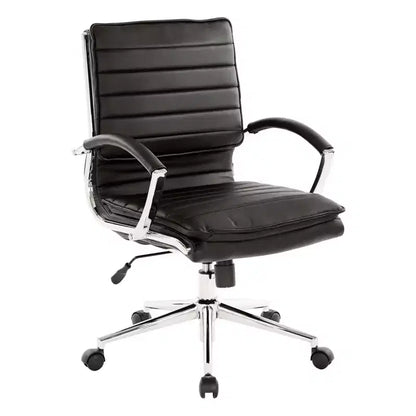 Sedia da manager in similpelle a schienale medio con inclinazione bloccabile, supporto lombare e braccioli cromati, 113 kg