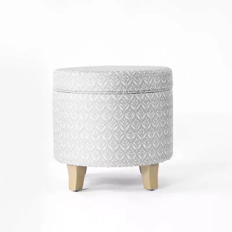 Pouf rotondo contenitore da 48 cm con coperchio rimovibile, gambe svasate in legno sbiancato, capacità 113 kg